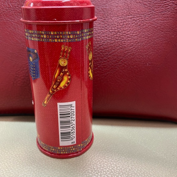 Versace Red Jeans miniature bottle, 0.25 oz - Picture 5 of 5